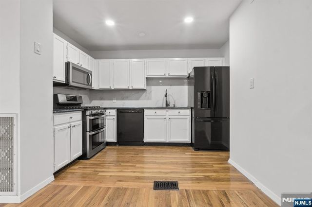 109 Grand Avenue 1A, Englewood, NJ 07631