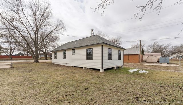 404 W Sequoyah Avenue, Vinita, OK 74301