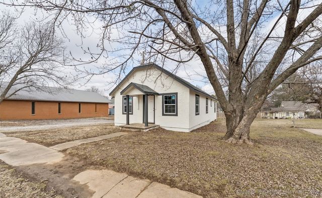 404 W Sequoyah Avenue, Vinita, OK 74301