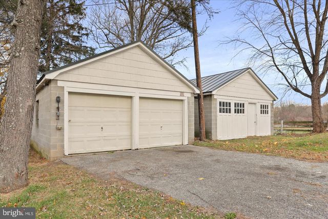 12509 WOLFSVILLE RD, Myersville, MD 21773