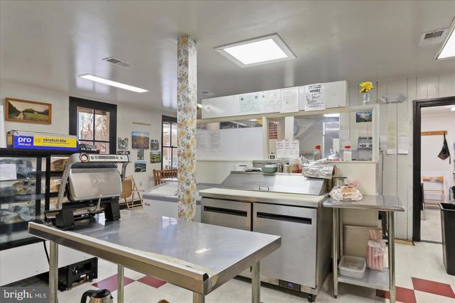 12509 WOLFSVILLE RD, Myersville, MD 21773