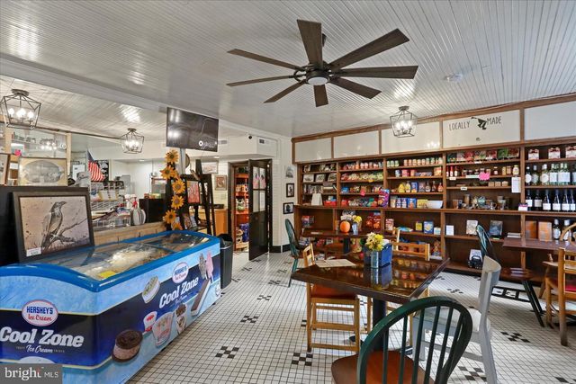 12509 WOLFSVILLE RD, Myersville, MD 21773