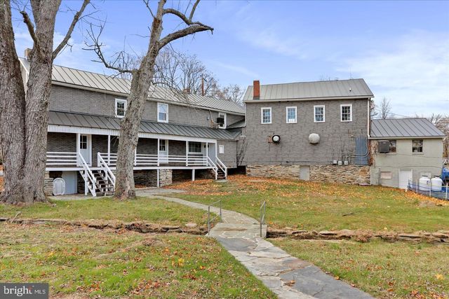 12509 WOLFSVILLE RD, Myersville, MD 21773
