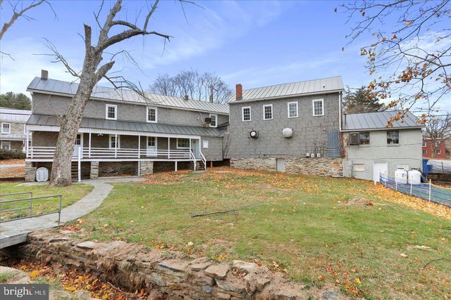12509 WOLFSVILLE RD, Myersville, MD 21773