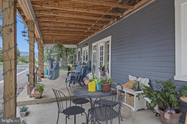 12509 WOLFSVILLE RD, Myersville, MD 21773