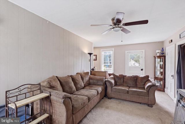 12509 WOLFSVILLE RD, Myersville, MD 21773