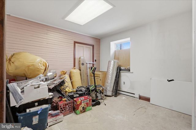 12509 WOLFSVILLE RD, Myersville, MD 21773