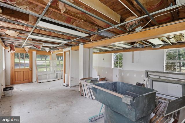12509 WOLFSVILLE RD, Myersville, MD 21773