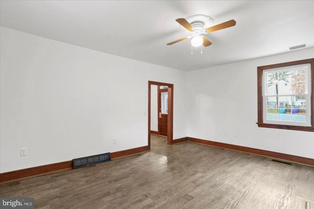 12509 WOLFSVILLE RD, Myersville, MD 21773