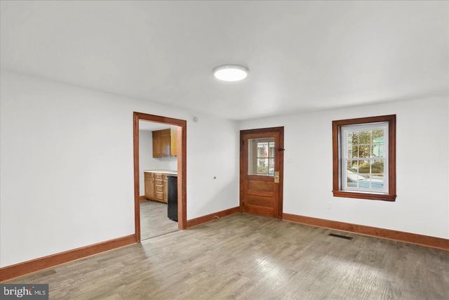 12509 WOLFSVILLE RD, Myersville, MD 21773