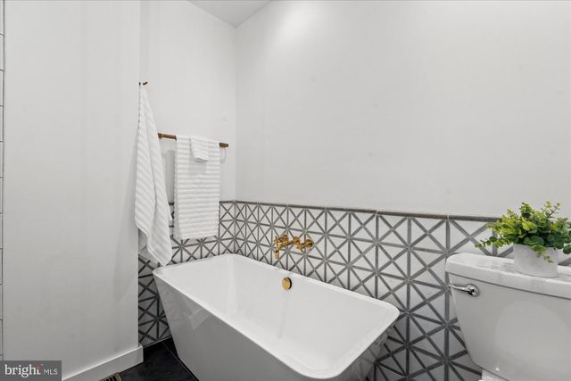 1208 ORONOCO ST, Alexandria, VA 22314