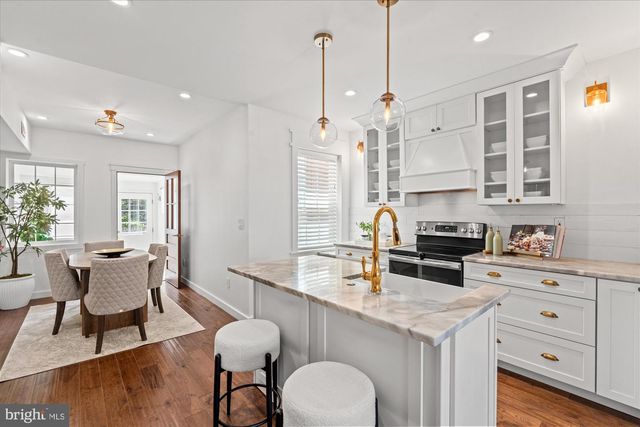 1208 ORONOCO ST, Alexandria, VA 22314