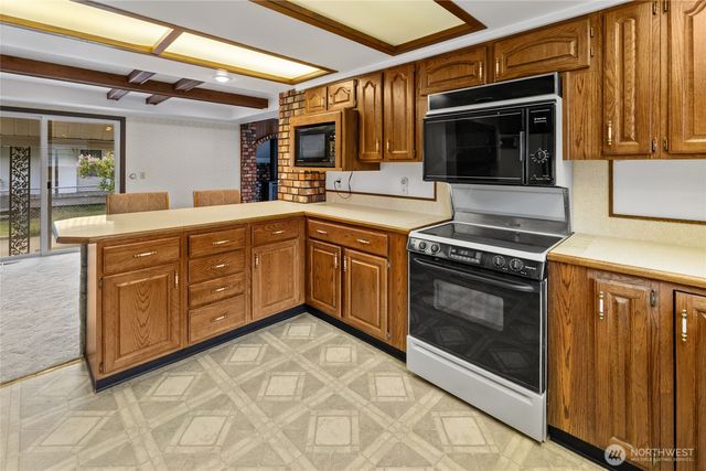 410 1st Street, Easton, WA 98925