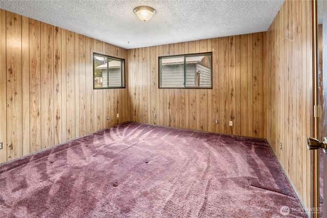 410 1st Street, Easton, WA 98925