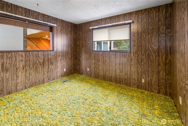 410 1st Street, Easton, WA 98925
