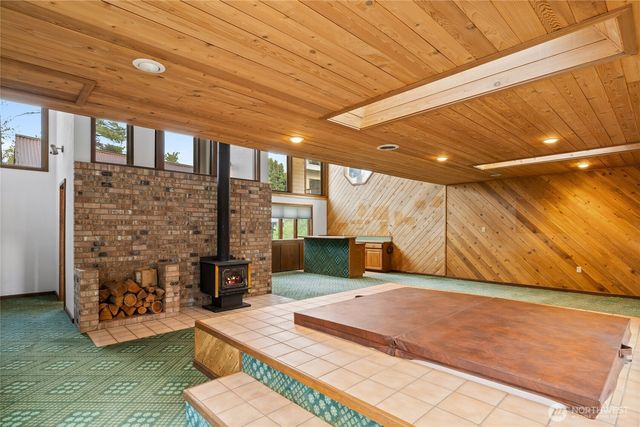 410 1st Street, Easton, WA 98925