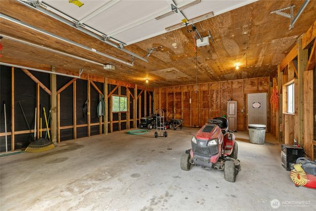 410 1st Street, Easton, WA 98925