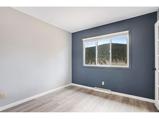 108 Meadowview Dr, Estes Park, CO 80517