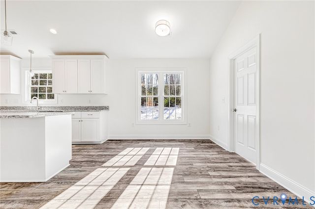 125 Ferry Landing Rd, Dunnsville, VA 22454