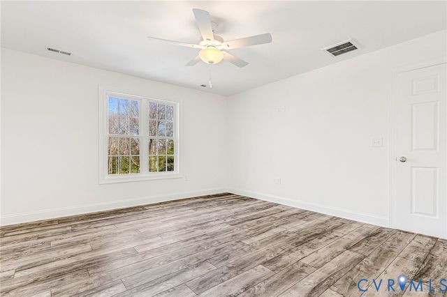 125 Ferry Landing Rd, Dunnsville, VA 22454