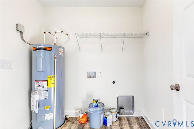 125 Ferry Landing Rd, Dunnsville, VA 22454