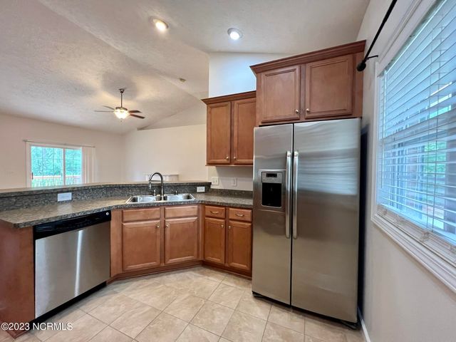 150 Sandhills Circle, Pinehurst, NC 28374