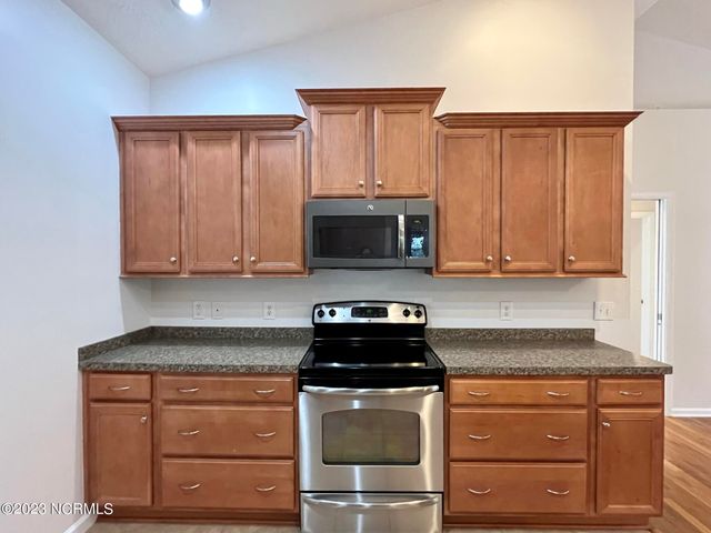 150 Sandhills Circle, Pinehurst, NC 28374