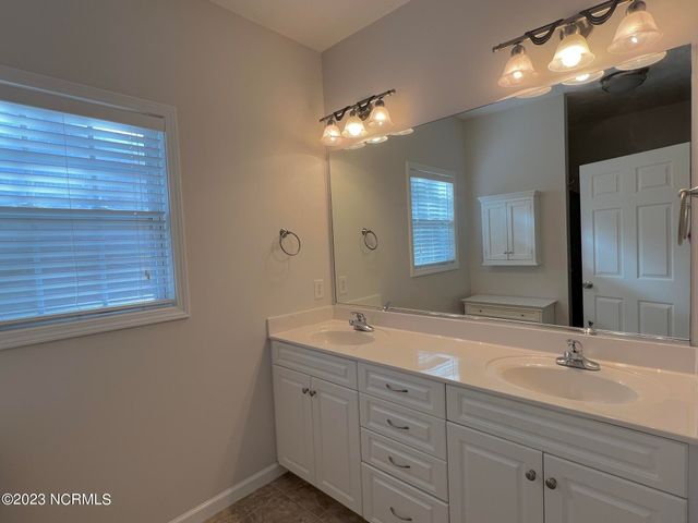 150 Sandhills Circle, Pinehurst, NC 28374