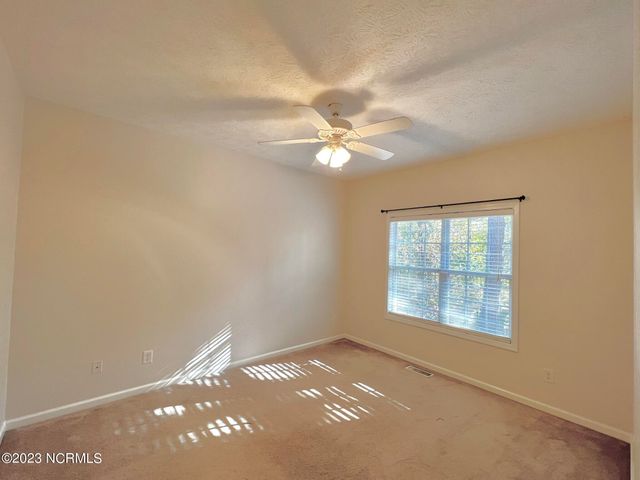 150 Sandhills Circle, Pinehurst, NC 28374