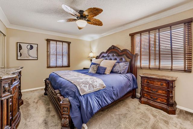 12210 51st Avenue N, Plymouth, MN 55442