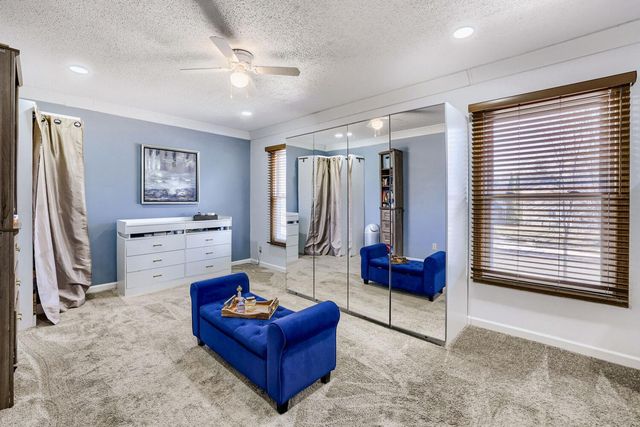 12210 51st Avenue N, Plymouth, MN 55442