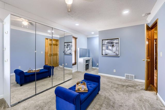 12210 51st Avenue N, Plymouth, MN 55442