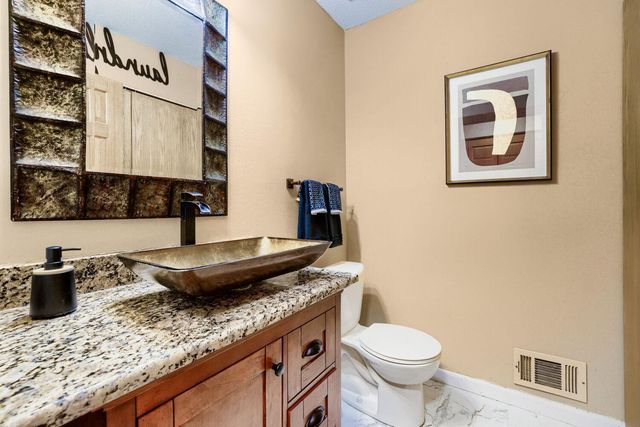 12210 51st Avenue N, Plymouth, MN 55442