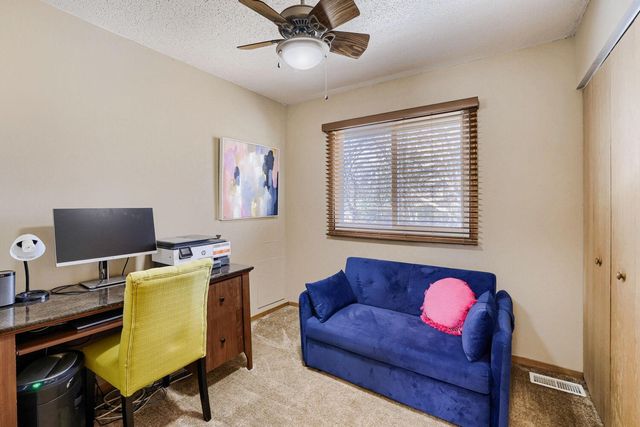 12210 51st Avenue N, Plymouth, MN 55442