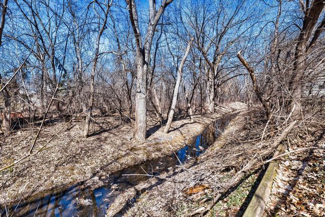 12210 51st Avenue N, Plymouth, MN 55442