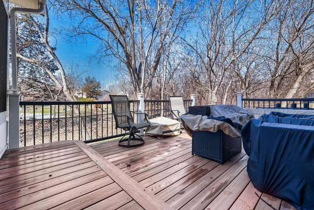 12210 51st Avenue N, Plymouth, MN 55442