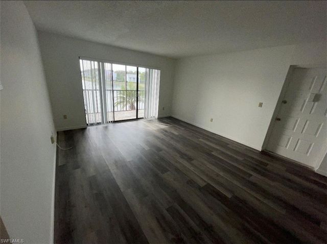 9930 Sailview CT 15, Fort Myers, FL 33905
