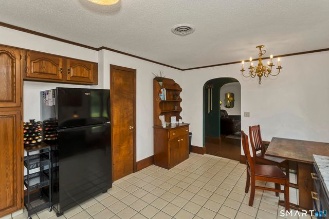 890 North Street, Suffield, CT 06078