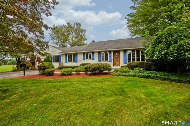 890 North Street, Suffield, CT 06078