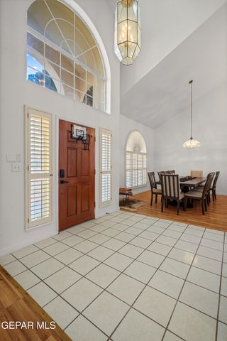 6205 LA POSTA Drive, El Paso, TX 79912