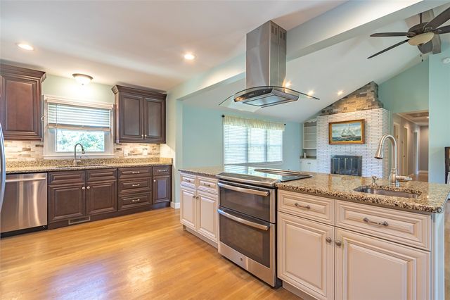 105 Hillandale Road, Seneca, SC 29672