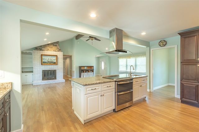 105 Hillandale Road, Seneca, SC 29672