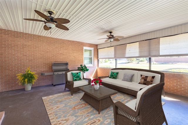 105 Hillandale Road, Seneca, SC 29672