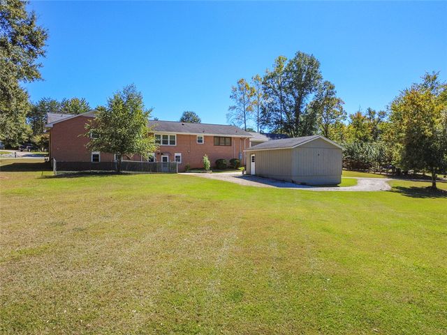 105 Hillandale Road, Seneca, SC 29672