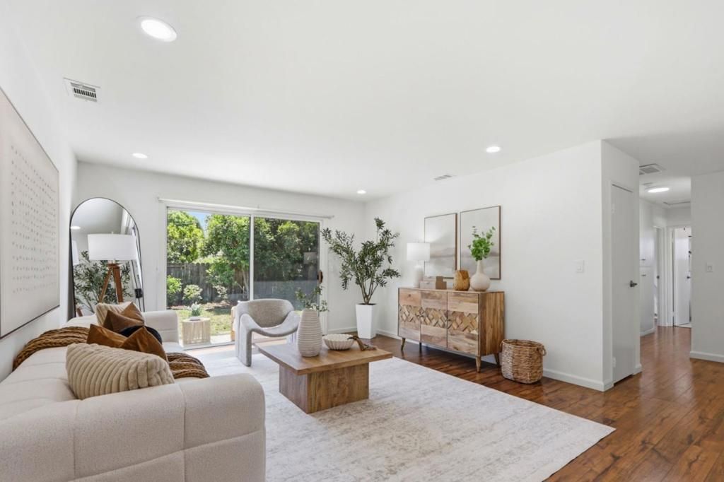 Image 4 of property listing at 1058 Denver Drive, Campbell, CA 95008