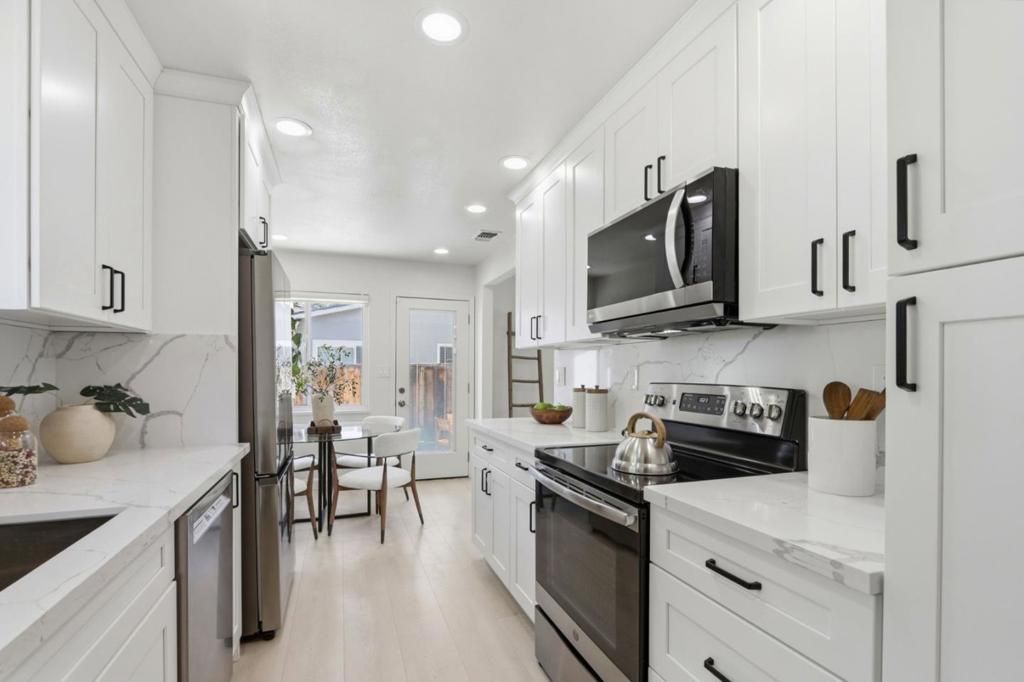 Image 9 of property listing at 1058 Denver Drive, Campbell, CA 95008
