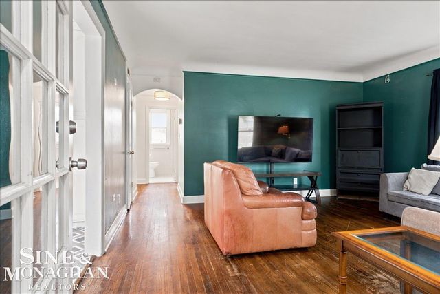 15743 Ash Avenue, Eastpointe, MI 48021