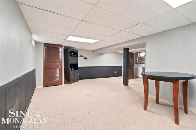 15743 Ash Avenue, Eastpointe, MI 48021