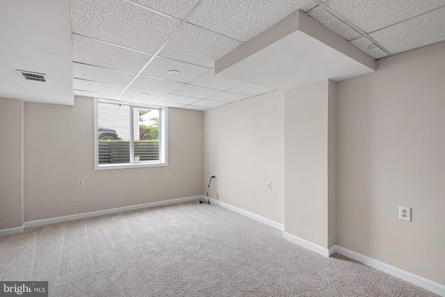 602 TAMARA CIR, Newark, DE 19711