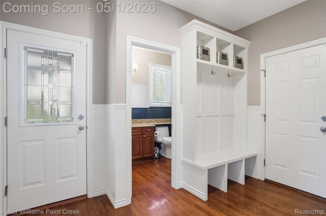 3177 Saint James Court, Oakland Charter Township, MI 48306